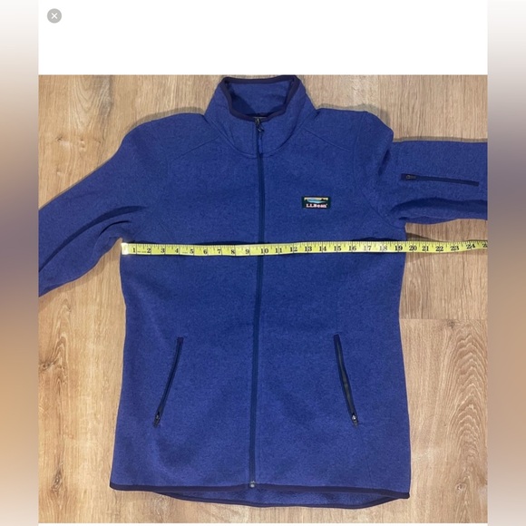 L.L. Bean zip up - Picture 5 of 6